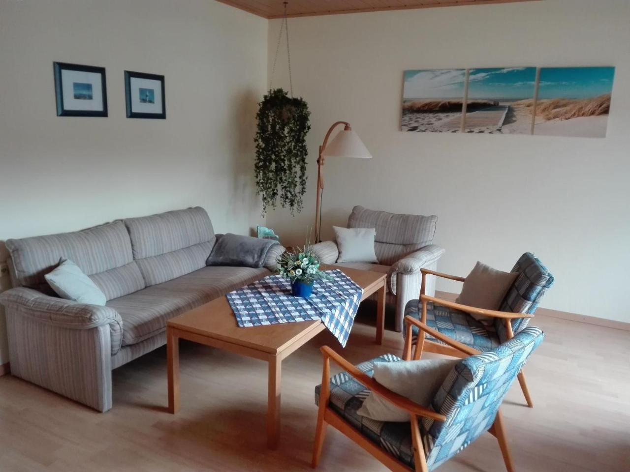 Beautiful Apartment In Bodenwerder With Balcony Ngoại thất bức ảnh